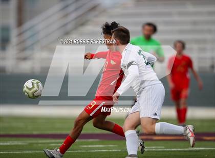 Thumbnail 2 in Waxahachie vs. Rockwall-Heath (UIL 6A Area Playoff) photogallery.