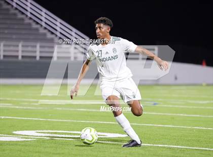 Thumbnail 3 in Waxahachie vs. Rockwall-Heath (UIL 6A Area Playoff) photogallery.