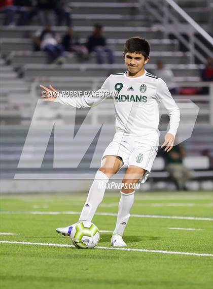 Thumbnail 1 in Waxahachie vs. Rockwall-Heath (UIL 6A Area Playoff) photogallery.