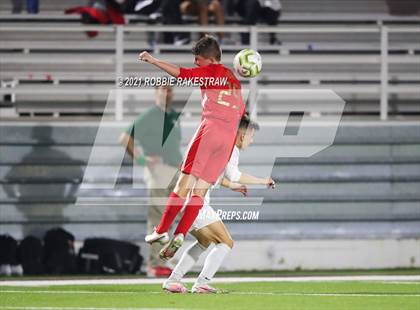 Thumbnail 3 in Waxahachie vs. Rockwall-Heath (UIL 6A Area Playoff) photogallery.