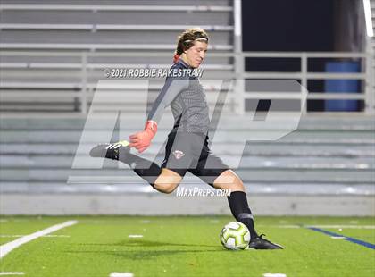 Thumbnail 2 in Waxahachie vs. Rockwall-Heath (UIL 6A Area Playoff) photogallery.