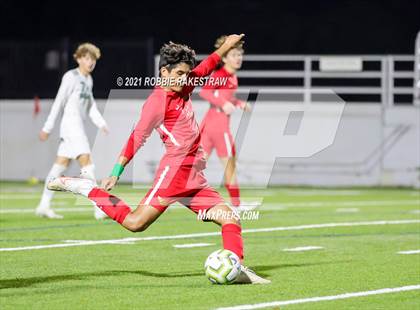 Thumbnail 2 in Waxahachie vs. Rockwall-Heath (UIL 6A Area Playoff) photogallery.