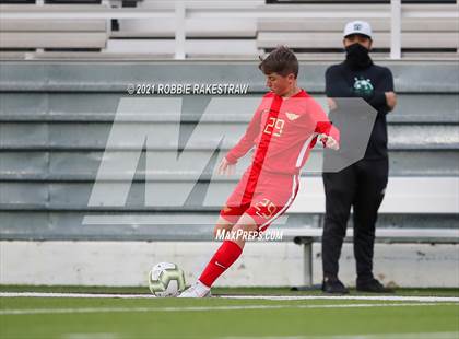 Thumbnail 3 in Waxahachie vs. Rockwall-Heath (UIL 6A Area Playoff) photogallery.