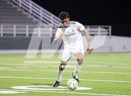 Thumbnail 2 in Waxahachie vs. Rockwall-Heath (UIL 6A Area Playoff) photogallery.