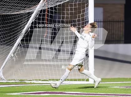 Thumbnail 1 in Waxahachie vs. Rockwall-Heath (UIL 6A Area Playoff) photogallery.