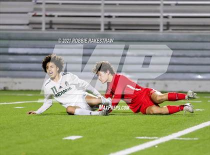 Thumbnail 1 in Waxahachie vs. Rockwall-Heath (UIL 6A Area Playoff) photogallery.