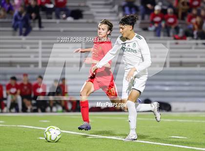 Thumbnail 3 in Waxahachie vs. Rockwall-Heath (UIL 6A Area Playoff) photogallery.