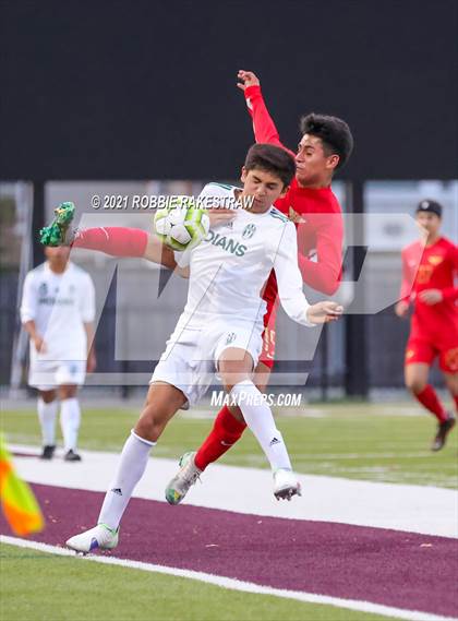Thumbnail 1 in Waxahachie vs. Rockwall-Heath (UIL 6A Area Playoff) photogallery.