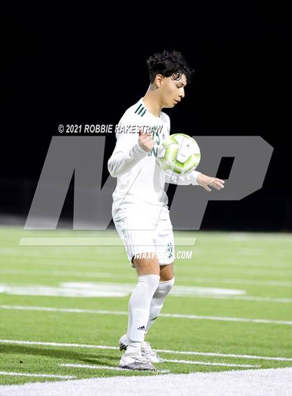 Thumbnail 1 in Waxahachie vs. Rockwall-Heath (UIL 6A Area Playoff) photogallery.