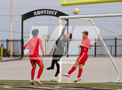 Thumbnail 2 in Waxahachie vs. Rockwall-Heath (UIL 6A Area Playoff) photogallery.