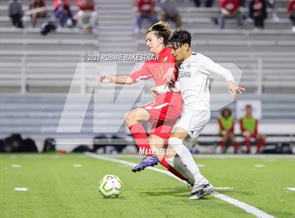 Thumbnail 1 in Waxahachie vs. Rockwall-Heath (UIL 6A Area Playoff) photogallery.