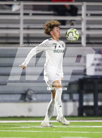 Thumbnail 3 in Waxahachie vs. Rockwall-Heath (UIL 6A Area Playoff) photogallery.