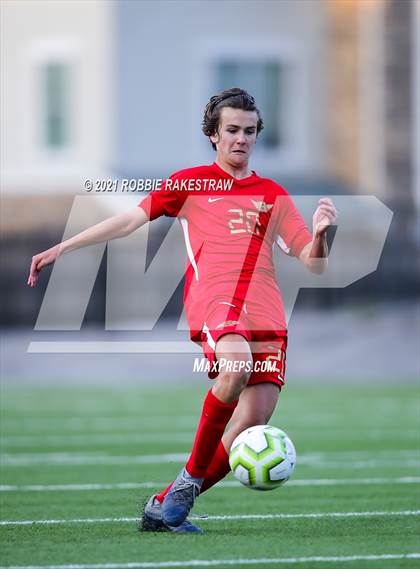 Thumbnail 2 in Waxahachie vs. Rockwall-Heath (UIL 6A Area Playoff) photogallery.