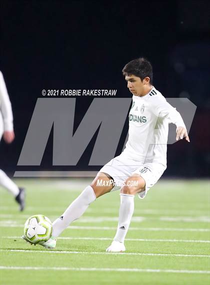 Thumbnail 3 in Waxahachie vs. Rockwall-Heath (UIL 6A Area Playoff) photogallery.