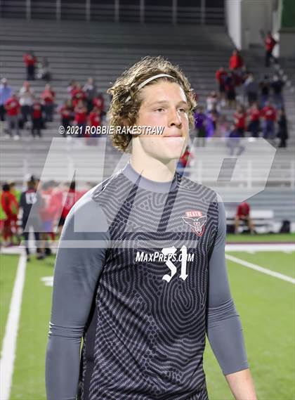 Thumbnail 3 in Waxahachie vs. Rockwall-Heath (UIL 6A Area Playoff) photogallery.