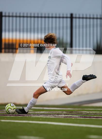 Thumbnail 1 in Waxahachie vs. Rockwall-Heath (UIL 6A Area Playoff) photogallery.