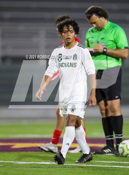 Thumbnail 3 in Waxahachie vs. Rockwall-Heath (UIL 6A Area Playoff) photogallery.