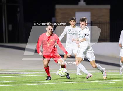 Thumbnail 2 in Waxahachie vs. Rockwall-Heath (UIL 6A Area Playoff) photogallery.