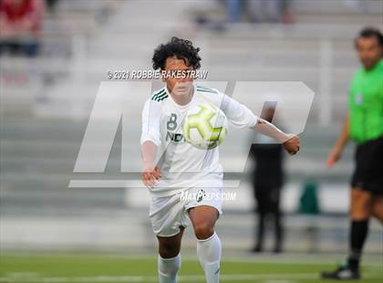 Thumbnail 3 in Waxahachie vs. Rockwall-Heath (UIL 6A Area Playoff) photogallery.