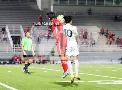 Thumbnail 3 in Waxahachie vs. Rockwall-Heath (UIL 6A Area Playoff) photogallery.