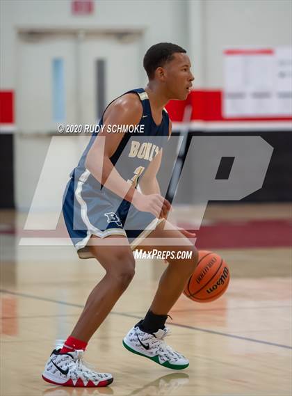 Thumbnail 2 in Bonita Vista vs Eastlake (Torrey Pines Holiday Classic) photogallery.