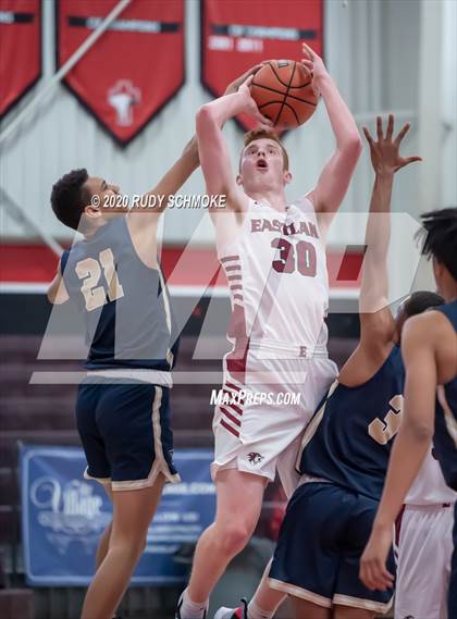 Thumbnail 1 in Bonita Vista vs Eastlake (Torrey Pines Holiday Classic) photogallery.