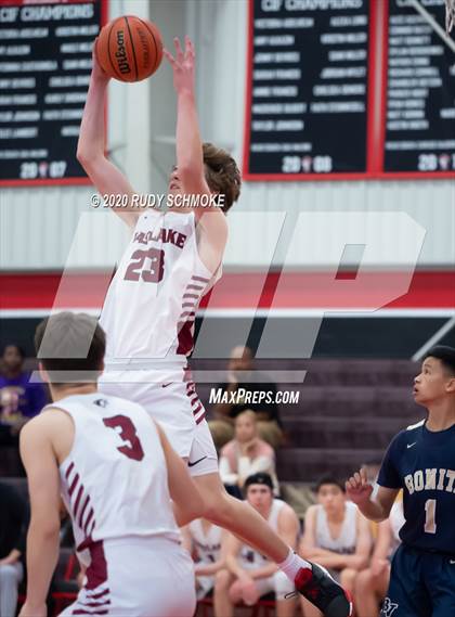 Thumbnail 1 in Bonita Vista vs Eastlake (Torrey Pines Holiday Classic) photogallery.