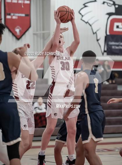 Thumbnail 2 in Bonita Vista vs Eastlake (Torrey Pines Holiday Classic) photogallery.