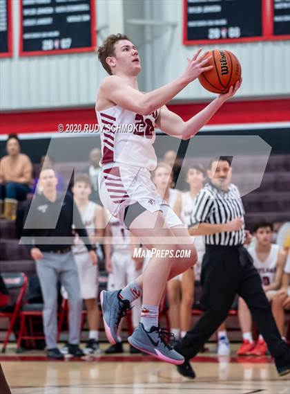 Thumbnail 2 in Bonita Vista vs Eastlake (Torrey Pines Holiday Classic) photogallery.