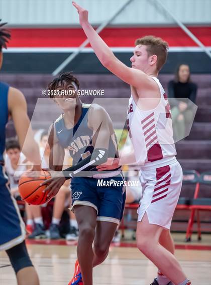 Thumbnail 2 in Bonita Vista vs Eastlake (Torrey Pines Holiday Classic) photogallery.