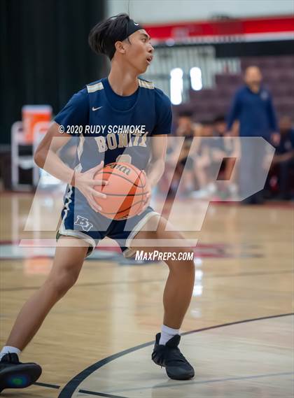 Thumbnail 3 in Bonita Vista vs Eastlake (Torrey Pines Holiday Classic) photogallery.