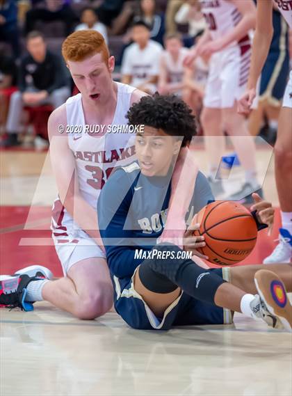 Thumbnail 2 in Bonita Vista vs Eastlake (Torrey Pines Holiday Classic) photogallery.