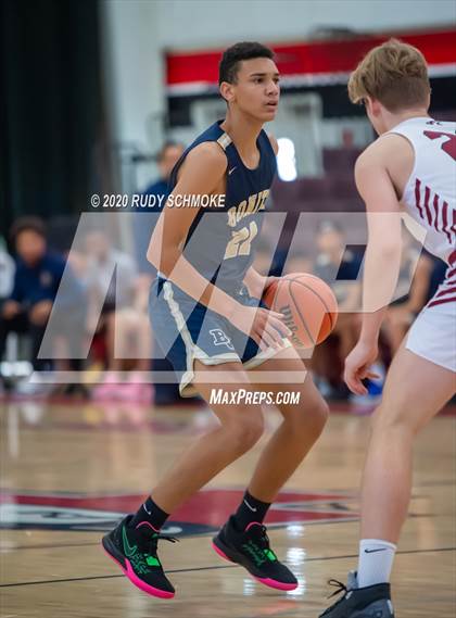 Thumbnail 3 in Bonita Vista vs Eastlake (Torrey Pines Holiday Classic) photogallery.