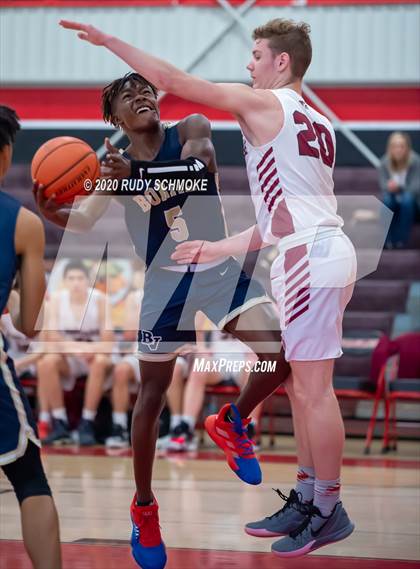 Thumbnail 3 in Bonita Vista vs Eastlake (Torrey Pines Holiday Classic) photogallery.