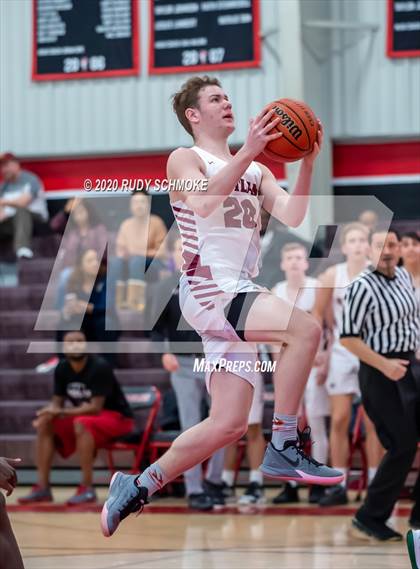 Thumbnail 3 in Bonita Vista vs Eastlake (Torrey Pines Holiday Classic) photogallery.