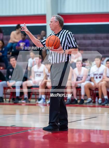 Thumbnail 1 in Bonita Vista vs Eastlake (Torrey Pines Holiday Classic) photogallery.