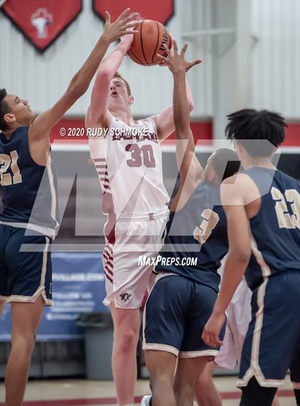Thumbnail 2 in Bonita Vista vs Eastlake (Torrey Pines Holiday Classic) photogallery.