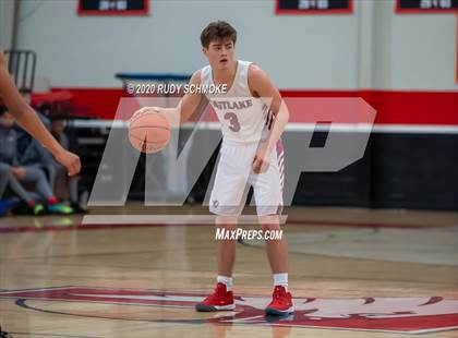 Thumbnail 1 in Bonita Vista vs Eastlake (Torrey Pines Holiday Classic) photogallery.