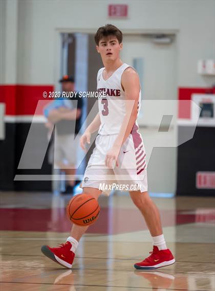 Thumbnail 1 in Bonita Vista vs Eastlake (Torrey Pines Holiday Classic) photogallery.