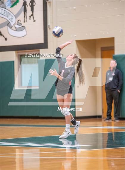 Thumbnail 1 in Le Roy vs Midlakes (NYSPHSAA C1/C2 State Qualifier Crossover) photogallery.