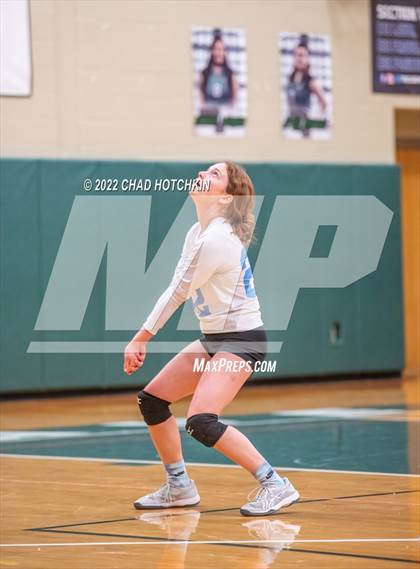 Thumbnail 1 in Le Roy vs Midlakes (NYSPHSAA C1/C2 State Qualifier Crossover) photogallery.