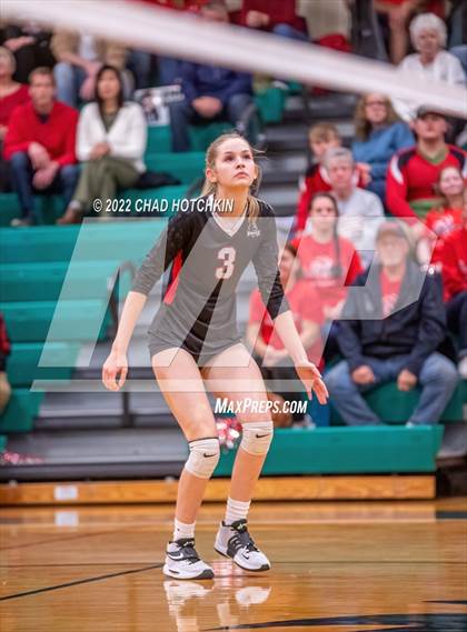 Thumbnail 3 in Le Roy vs Midlakes (NYSPHSAA C1/C2 State Qualifier Crossover) photogallery.