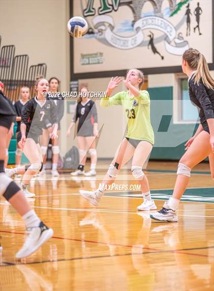 Thumbnail 1 in Le Roy vs Midlakes (NYSPHSAA C1/C2 State Qualifier Crossover) photogallery.