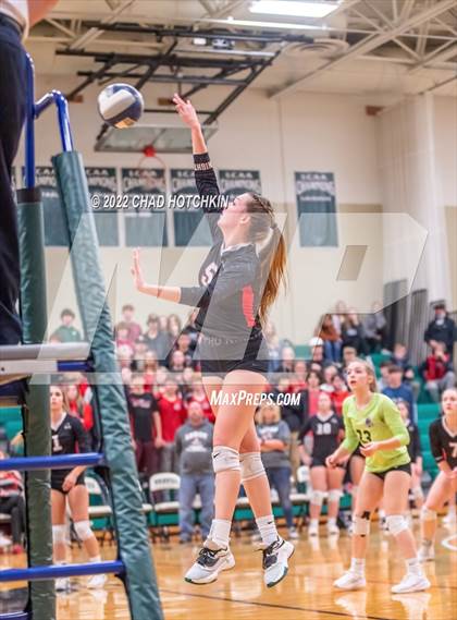 Thumbnail 2 in Le Roy vs Midlakes (NYSPHSAA C1/C2 State Qualifier Crossover) photogallery.