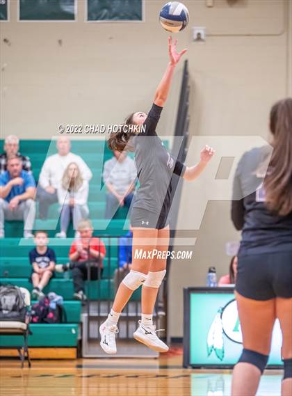 Thumbnail 1 in Le Roy vs Midlakes (NYSPHSAA C1/C2 State Qualifier Crossover) photogallery.