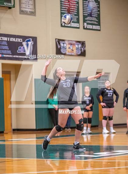 Thumbnail 2 in Le Roy vs Midlakes (NYSPHSAA C1/C2 State Qualifier Crossover) photogallery.