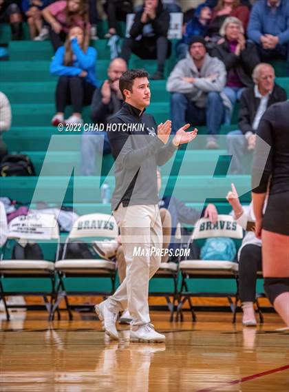 Thumbnail 1 in Le Roy vs Midlakes (NYSPHSAA C1/C2 State Qualifier Crossover) photogallery.