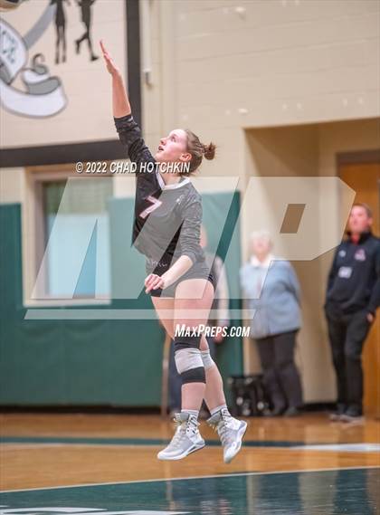 Thumbnail 1 in Le Roy vs Midlakes (NYSPHSAA C1/C2 State Qualifier Crossover) photogallery.