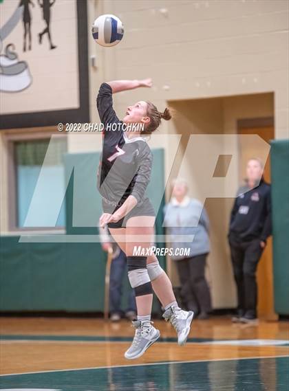 Thumbnail 3 in Le Roy vs Midlakes (NYSPHSAA C1/C2 State Qualifier Crossover) photogallery.