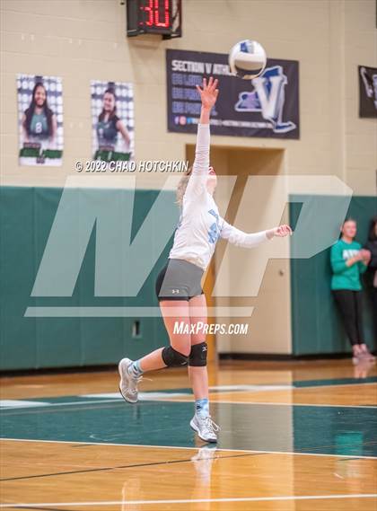 Thumbnail 3 in Le Roy vs Midlakes (NYSPHSAA C1/C2 State Qualifier Crossover) photogallery.